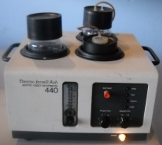  Gowe Electric Digital Compact Laboratory Stirrer, Mixer Can  Stir High Viscosity Medium or Thick Liquid : Electronics